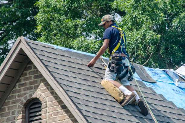 Best Storm Damage Roof Repair  in Mazomanie, WI